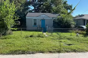 4726 Talisman St, North Charleston, SC 29405 - Photo 1