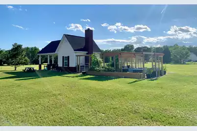 195 Sandy Springs Circle, Walterboro, SC 29488 - Photo 4