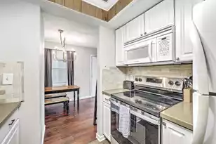 6240 Old Point Rd, Hanahan, SC 29410 - Photo 16