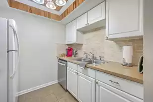 6240 Old Point Rd, Hanahan, SC 29410 - Photo 10