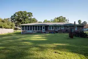 6309 Lucille Dr, North Charleston, SC 29406 - Photo 2