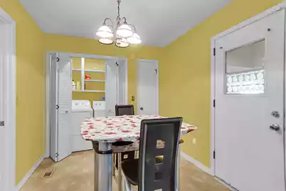 8556 Vistavia Road, North Charleston, SC 29406 - Photo 16