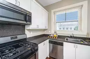 90 Bull St, Charleston, SC 29401 - Photo 18