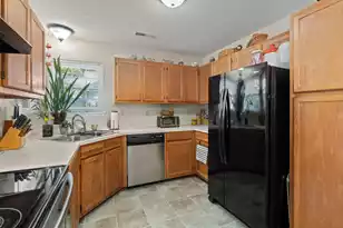 324 Parish Parc Dr, Summerville, SC 29485 - Photo 14