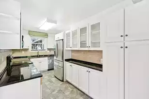 1409 Barbara St, Mount Pleasant, SC 29464 - Photo 24