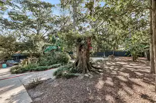 1285 Camerton St, Charleston, SC 29407 - Photo 26
