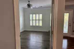 1109 Basildon Rd, Mount Pleasant, SC 29466 - Photo 14