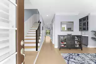 1604 Hopeman Ln, Mount Pleasant, SC 29466 - Photo 2