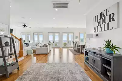 507 Ashley Avenue W, Folly Beach, SC 29439 - Photo 10