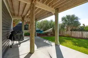 507 Ashley Ave W, Folly Beach, SC 29439 - Photo 92