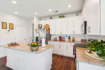 401 Stoneleigh Lane, Moncks Corner, SC 29461 - Photo 6
