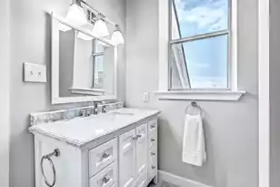 55 Ashley Ave, Charleston, SC 29401 - Photo 14