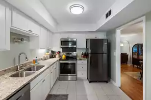 1205 Ventura Pl, Mount Pleasant, SC 29464 - Photo 4