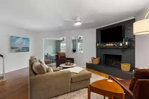 1205 Ventura Pl, Mount Pleasant, SC 29464 - Photo 2