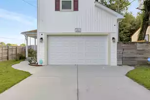 2703 Surrey Dr E, North Charleston, SC 29405 - Photo 2