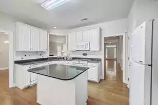 301 Bellerive Ln, Summerville, SC 29483 - Photo 16