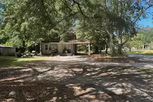 1011 Marlow Dr, Moncks Corner, SC 29461 - Photo 2