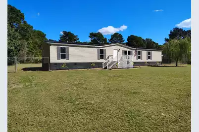 2156 Clubhouse Road, Summerton, SC 29148 - Photo 4