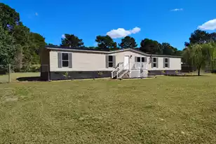 2156 Clubhouse Rd, Summerton, SC 29148 - Photo 4