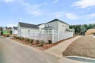 633 June Berry Dr, Summerville, SC 29486 - Photo 6