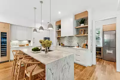 1142 Fulton Hall Lane, Mount Pleasant, SC 29466 - Photo 4