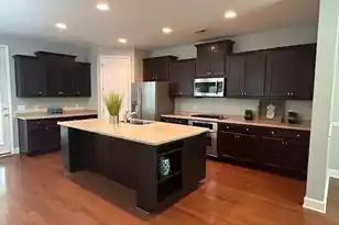 2600 Kings Gate Ln, Mount Pleasant, SC 29466 - Photo 2