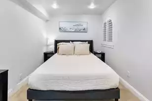 377 King St, Charleston, SC 29401 - Photo 16