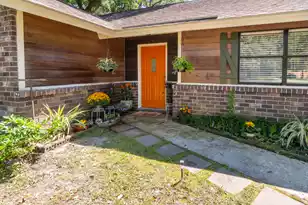 1815 Walsingham Way, Charleston, SC 29412 - Photo 2