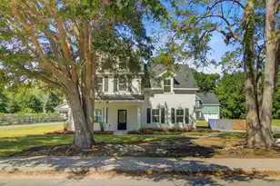 1822 Grimball Road S, Charleston, SC 29412 - Photo 2