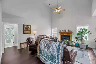 8725 Evangeline Drive, North Charleston, SC 29420 - Photo 4