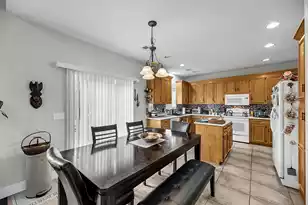 8725 Evangeline Dr, North Charleston, SC 29420 - Photo 8