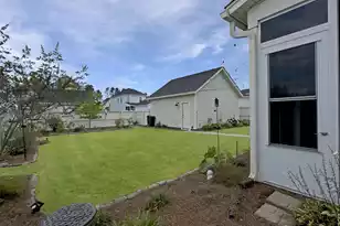 663 Blueway Ave, Summerville, SC 29486 - Photo 12