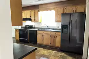 135 Clyde Cir, Walterboro, SC 29488 - Photo 4