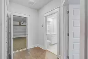 1560 Hancock St, Mount Pleasant, SC 29464 - Photo 10