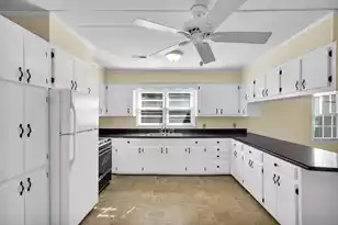 208 George St, Walterboro, SC 29488 - Photo 20