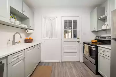 2 Ellen Avenue, Mount Pleasant, SC 29464 - Photo 6