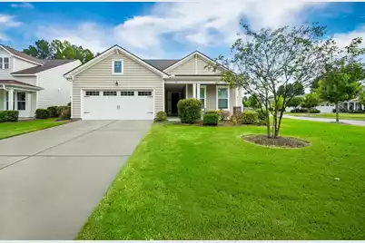 421 Four Seasons Boulevard, Summerville, SC 29486 - Photo 2