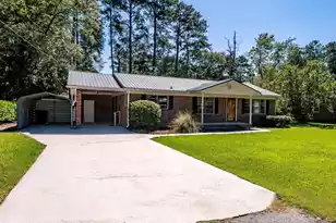 105 Pinewood St, Walterboro, SC 29488 - Photo 2