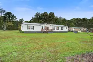 131 Lizzie Ave, Cross, SC 29436 - Photo 8