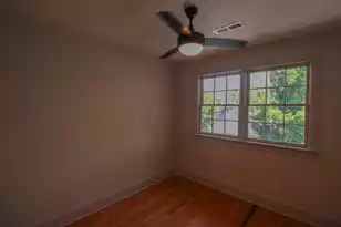 186 Queen St, Charleston, SC 29403 - Photo 8