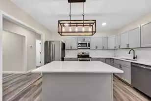 2116 Commander Rd, North Charleston, SC 29405 - Photo 4