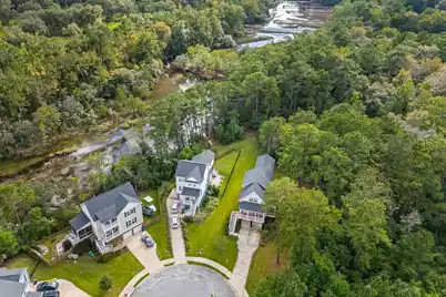 129 Martins Point Drive, Wando, SC 29492 - Photo 4