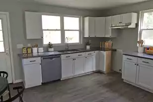112 James Pl, Harleyville, SC 29448 - Photo 2