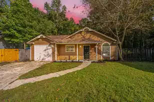 8248 Timberidge Ct, North Charleston, SC 29420 - Photo 2