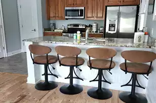 677 Oak Marsh Dr, Mount Pleasant, SC 29464 - Photo 6