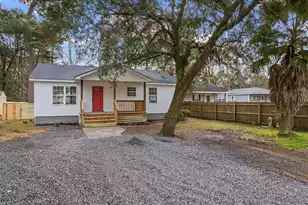 2945 Bobo Rd, Mount Pleasant, SC 29466 - Photo 2