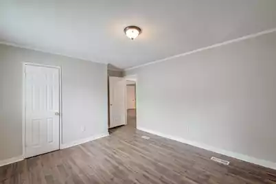 4989 Chateau Avenue, North Charleston, SC 29405 - Photo 12