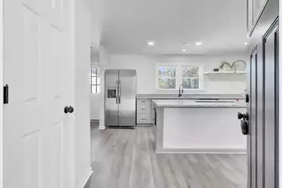 200 Roosevelt Drive, Saint Stephen, SC 29479 - Photo 8