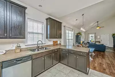107 Foxglove Avenue, Summerville, SC 29483 - Photo 14