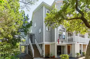 300 Kinloss Country Ln, Mount Pleasant, SC 29466 - Photo 2